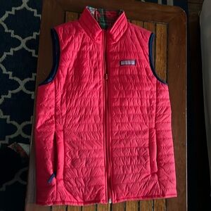 Reversible girls vineyard vines vest.